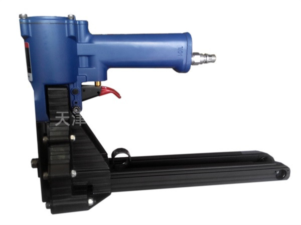 氣動(dòng)封箱機(jī)